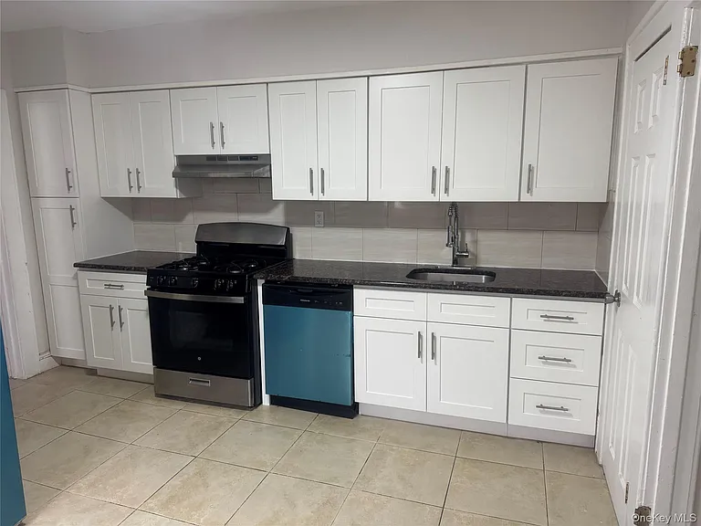 267 Schenck Right Side Ave — Photo 6