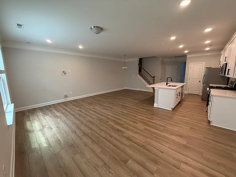 4327 Black Ct — Photo 8