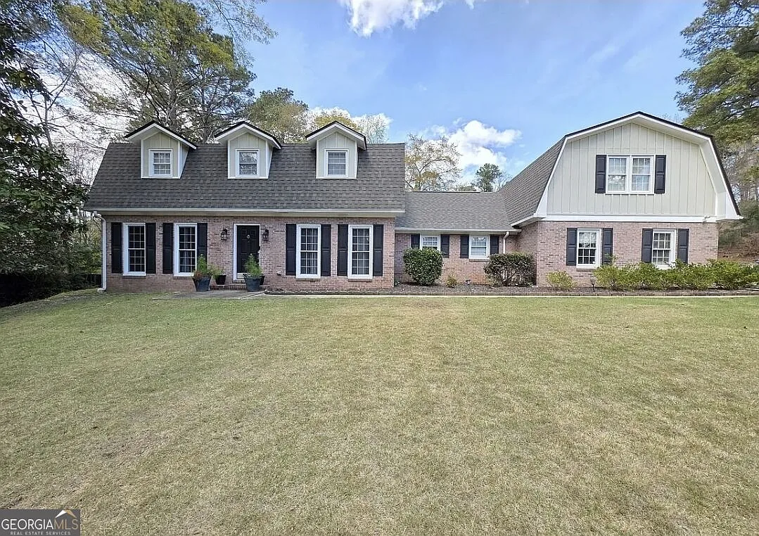 4 bed, 3.0 bath, 3514 sqft, $3,500 — Photo 1