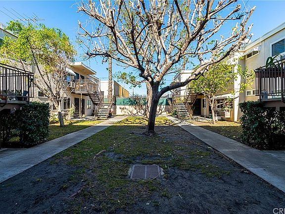 2nd image of 7141 N Coldwater Canyon Ave #7