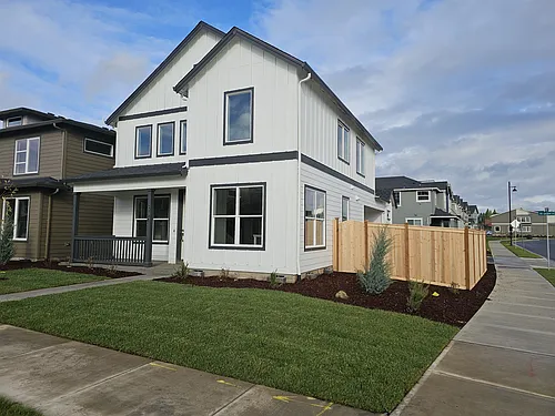 8194 SE Orion Ln Photo 1