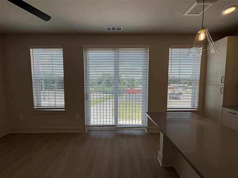 District on the Etowah Apartments — Photo 133