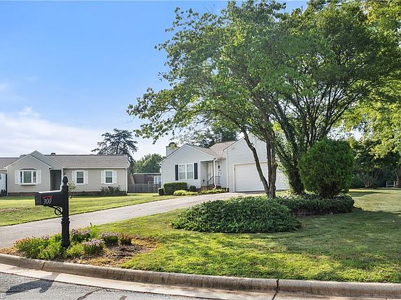5th image of 300 Prince Haven Ct