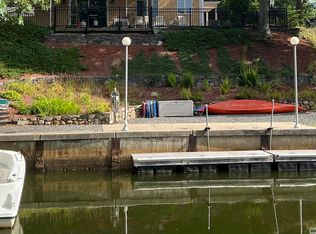 5 Canapitsit Dr, East Falmouth, MA 02536