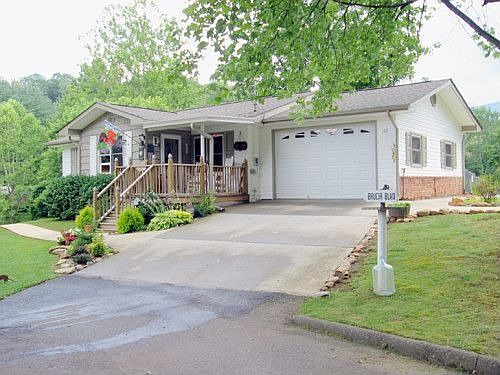 1st image of 68 Kelley St