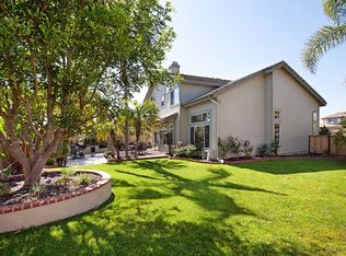 555 Crest Dr, Encinitas, CA 92024