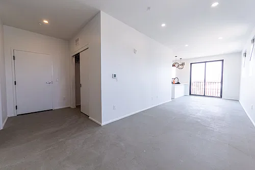 Floor plan 301