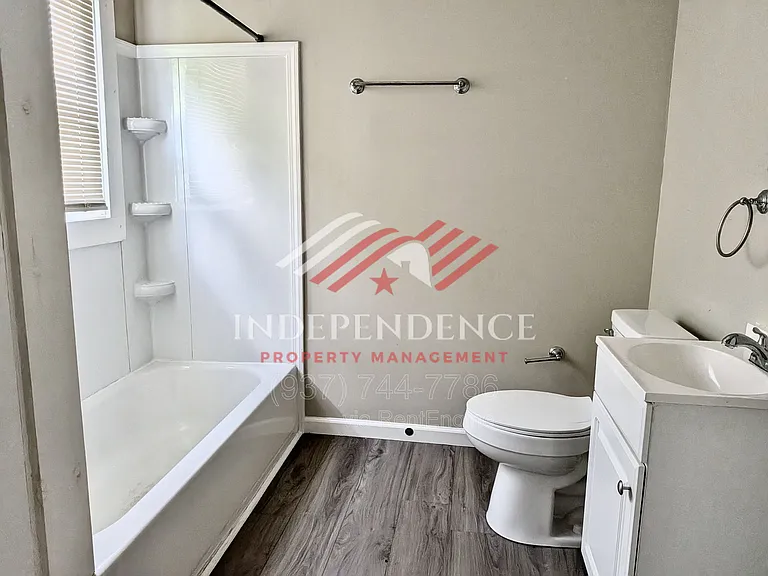 2449 Nill Ave — Photo 17