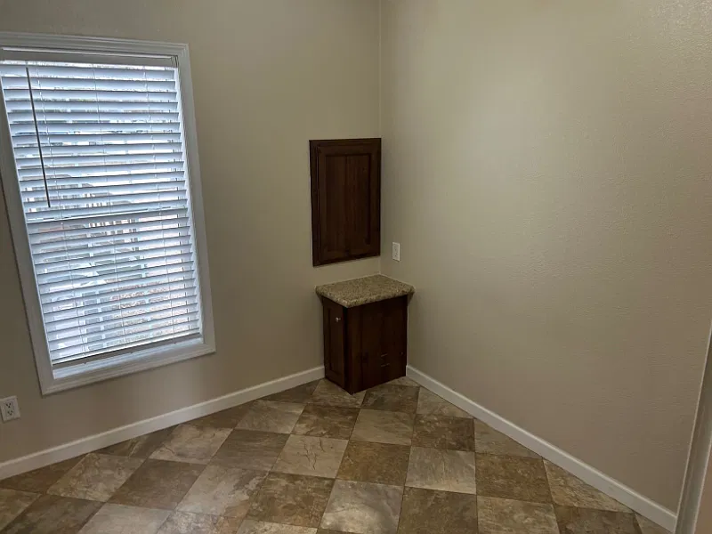 1BR/1BA Modern Tiny Home Cottage - Beau Village — Photo 4