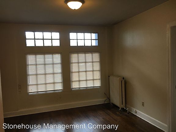 4th image of 520 W 6th St APT 24