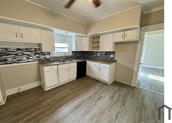 4 bed, 1450 sqft, $2,195 — Photo 4