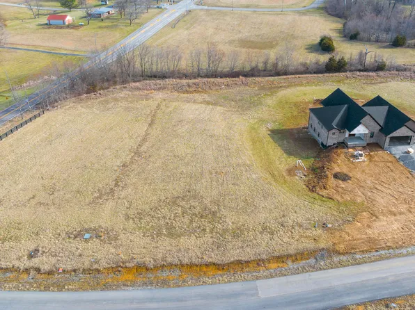 1005 Cordy Ln, Lawrenceburg, KY 40342