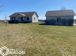 2072 285th St, Mount Pleasant, IA 52641