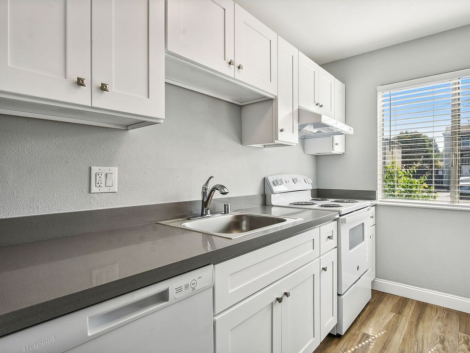 1st image of 3690-3733 S Port Dr #Ro-68