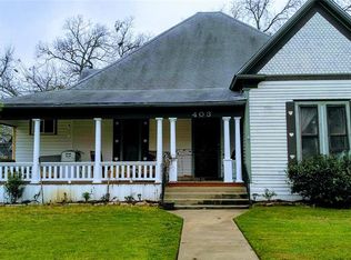 403 N Buffalo Ave, Cleburne, TX 76033