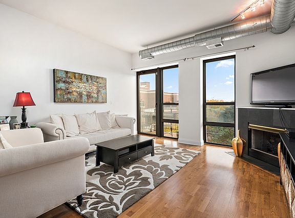 2nd image of 4020 N Damen Ave Unit 407
