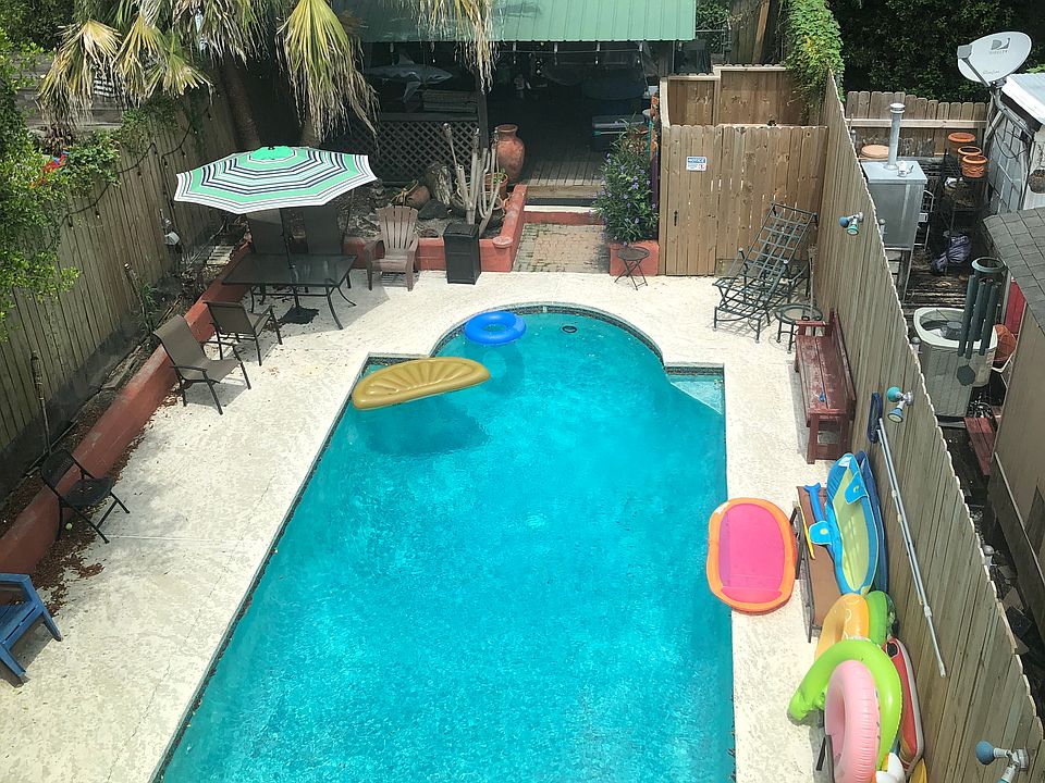 Backyard with shared pool & cabana