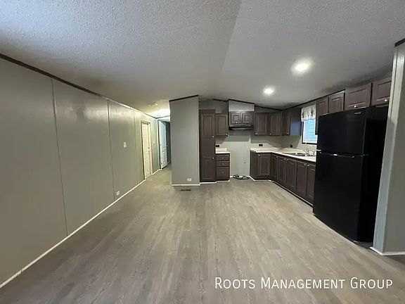 3rd image of 30 Imperial Ave #30IA