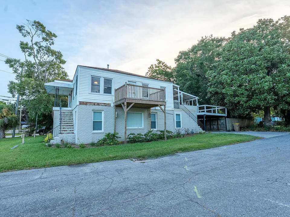 3312 1/2 Falligant Ave #B