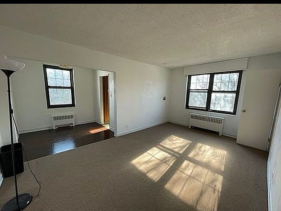 5th image of 70-13 Park Dr E #B