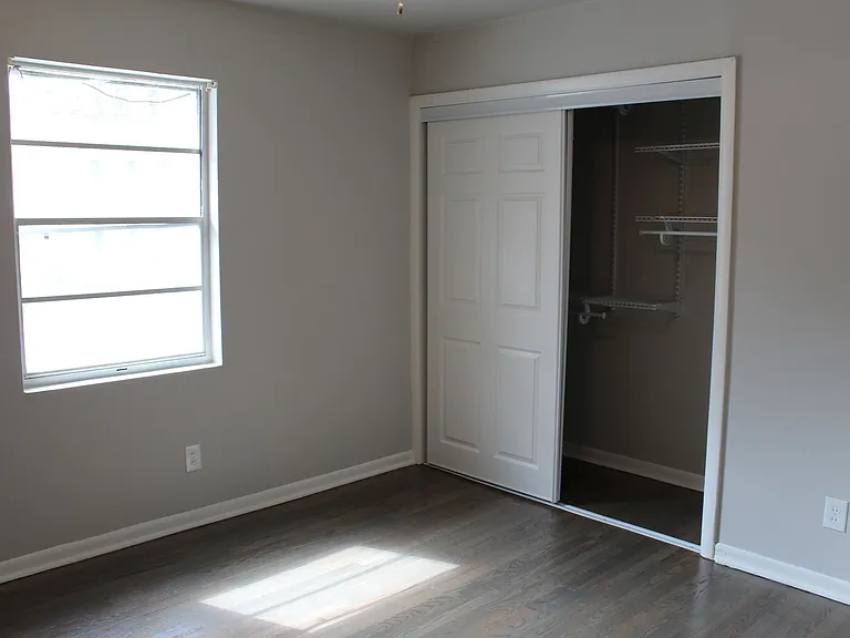 351 Hillcrest — Photo 36