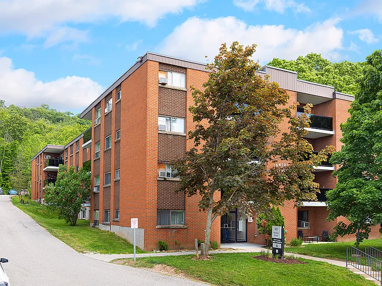 40 McKay Rd #104 — Photo 3