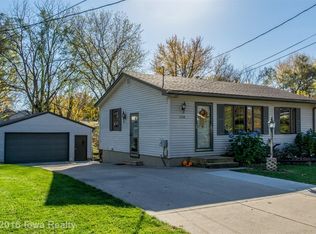 1108 Rittenhouse St, Des Moines, IA 50315