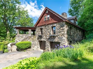 327 Tonetta Lake Rd, Brewster, NY 10509