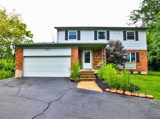 377 Compton Rd, Cincinnati, OH 45215