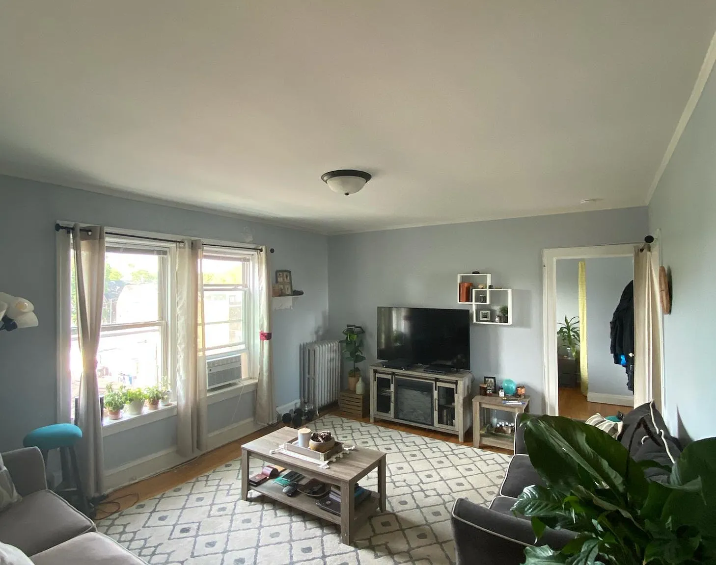 1 bed, $1,350 — Photo 2