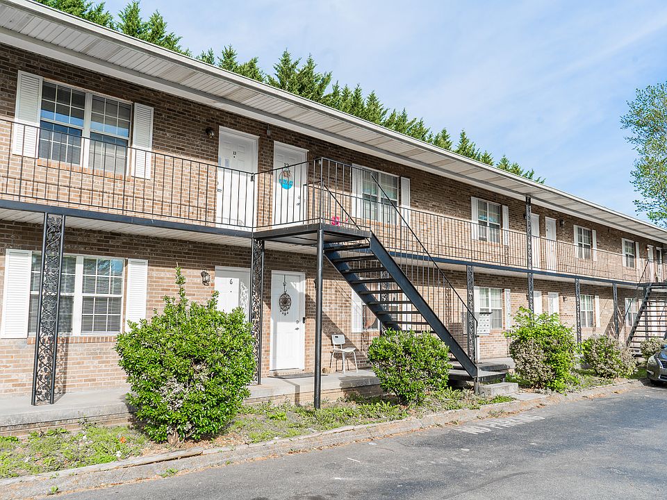 1st image of 706 E Inskip Dr N #11338645
