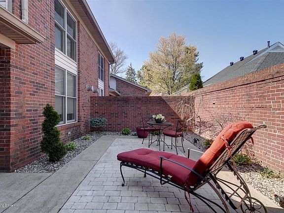 05 705 Tunbridge Wells  Tafels