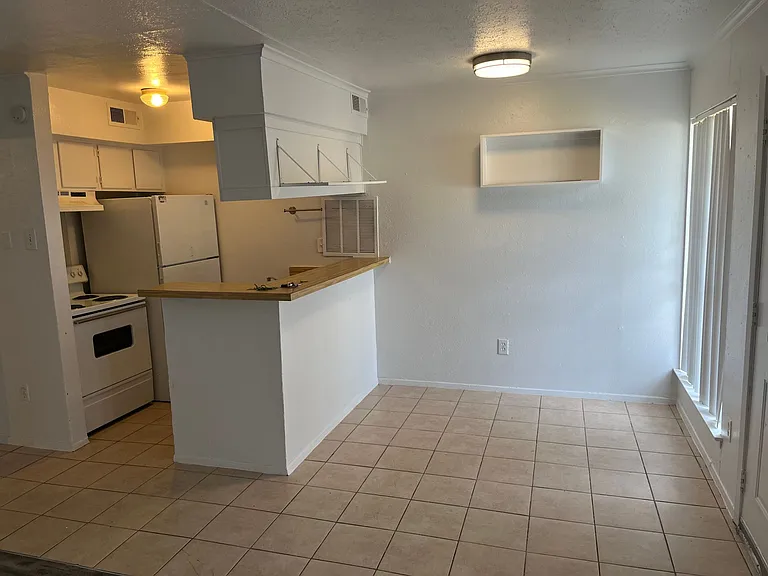 4716 Sycamore St — Photo 5