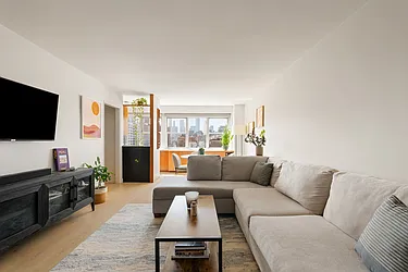69 West Ninth Street, #11K