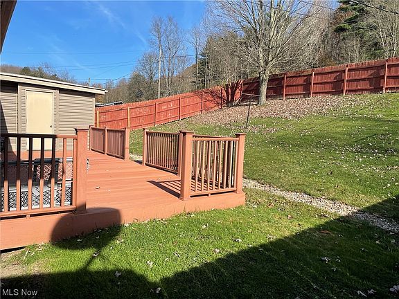 2nd image of 204 Terry Ln
