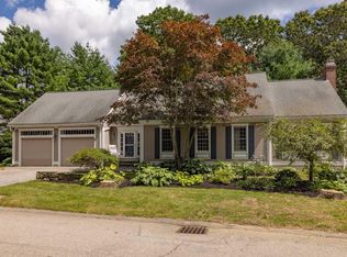 3 Alexander Dr, Hampton, NH 03842