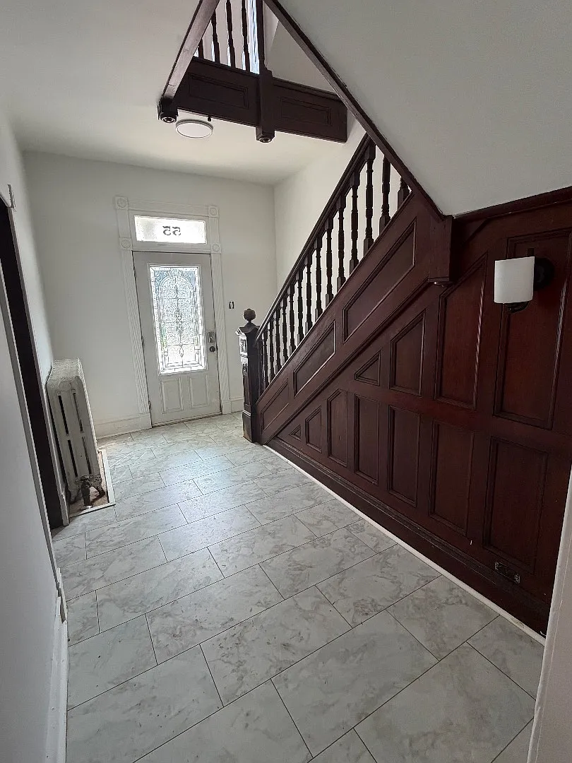 55 East ave — Photo 3