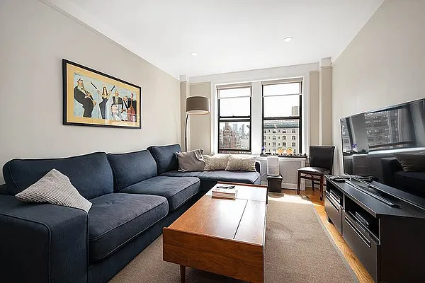 Rented by Rita S Citrin, LREB | media 16