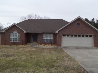 15 Oak Brook Dr, Cabot, AR 72023