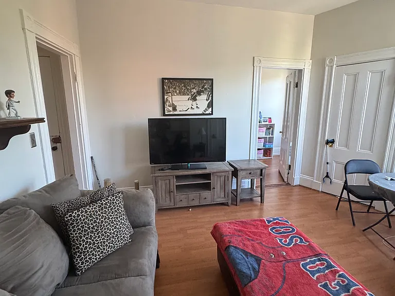 2 Linden St #S3 — Photo 1