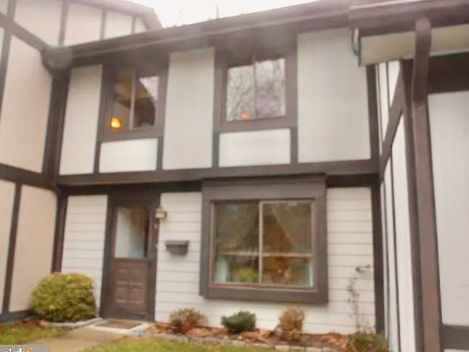 1st image of 5 Mulberry Ct