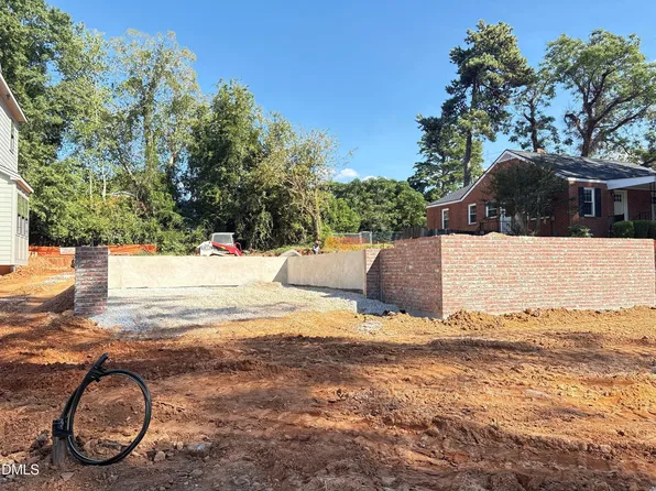 912 Marilyn Dr, Raleigh, NC 27607