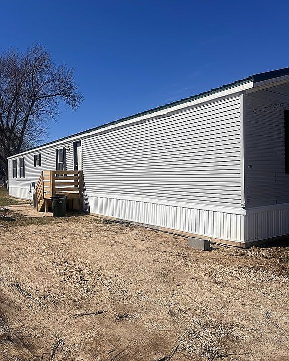 1st image of 304 Hayes St W #70