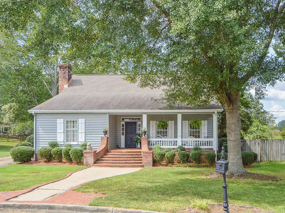1st image of 105 Willow Oak Ct