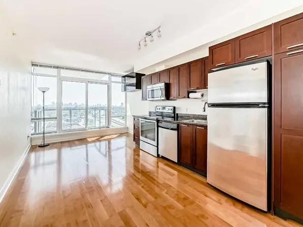 3820 W Brentwood Rd NW #1202, Calgary, AB T2L 2L5