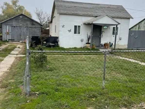 207 E Clausen Rd, Turlock, CA 95380