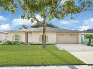 206 Sweetgum St, League City, TX 77573