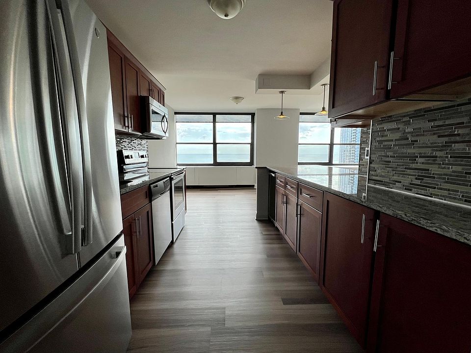 1st image of 1150 S Michigan Ave #4003