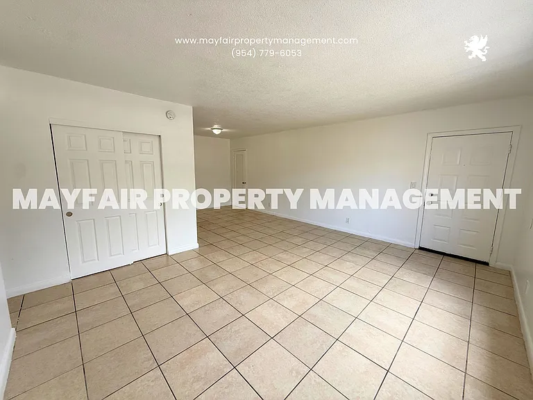 401 NW 43rd St #2 — Photo 13