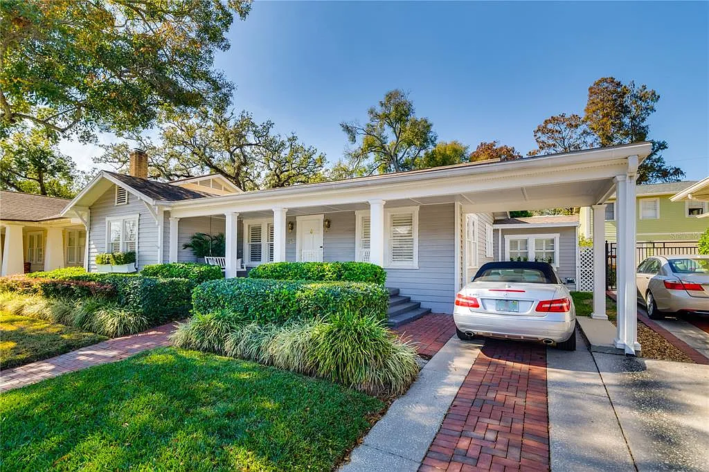 4 bed, 2.0 bath, 2344 sqft, $8,500 — Photo 4